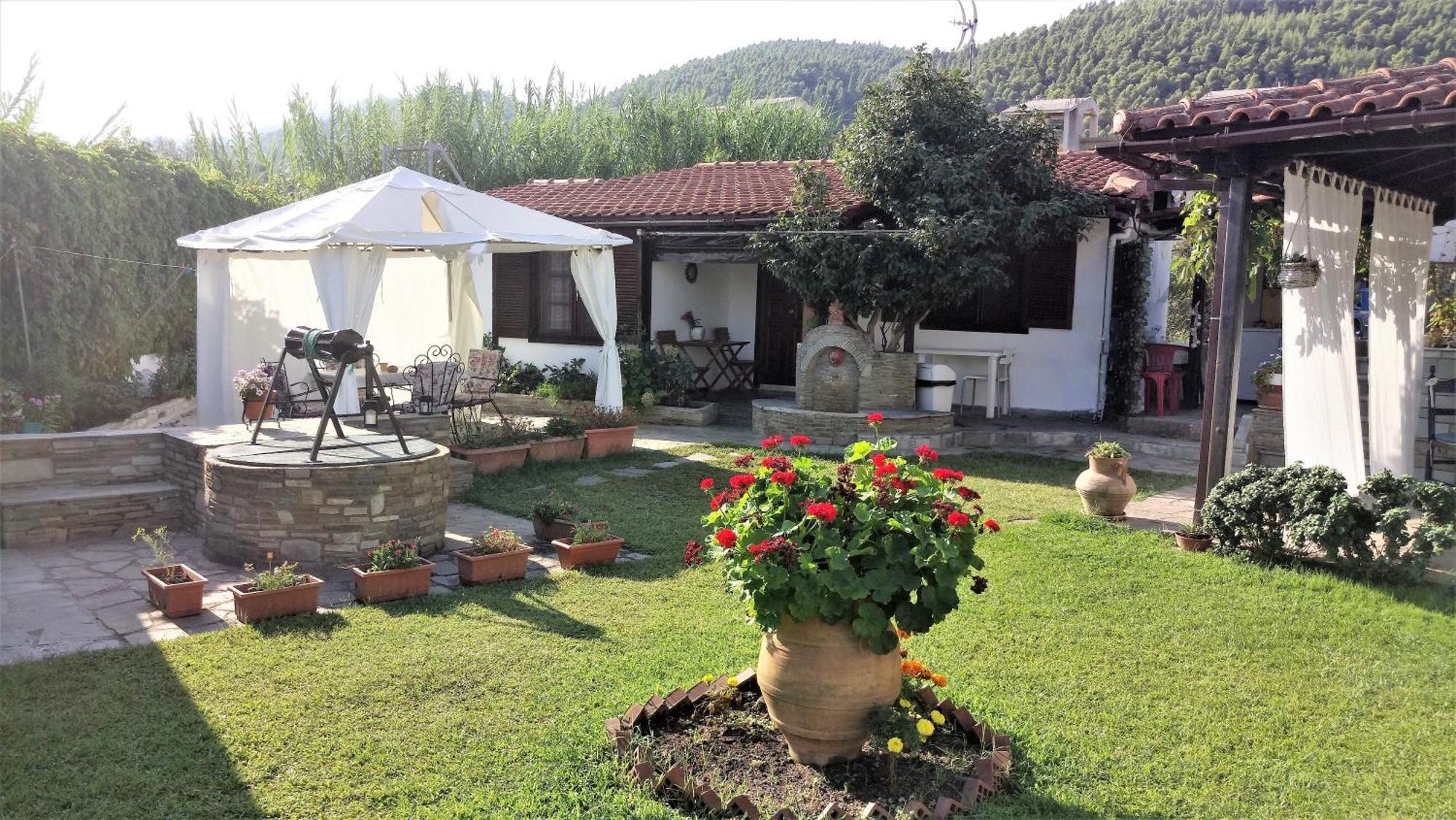 Apartamento Jenny'S Garden Vourvourou Exterior foto